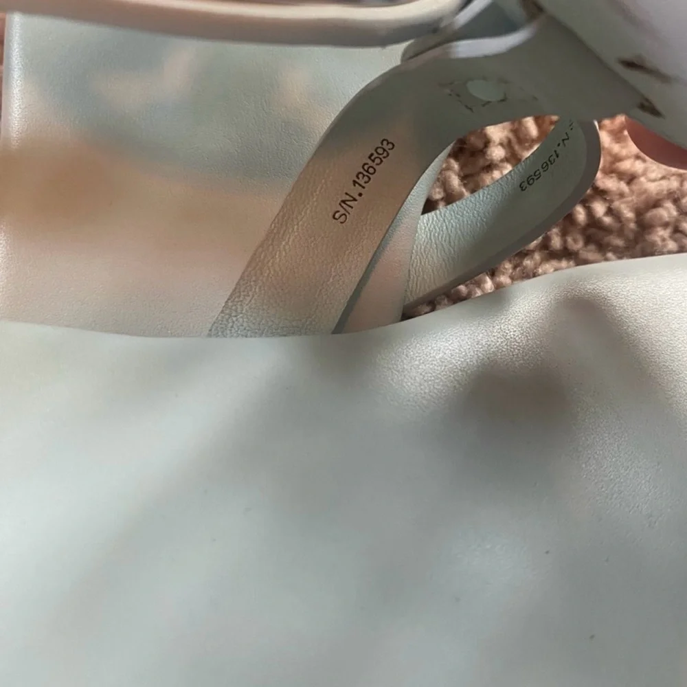 Tory Burch Metal Miller Soft flat sandals - New without box. - Picture 5 of 5